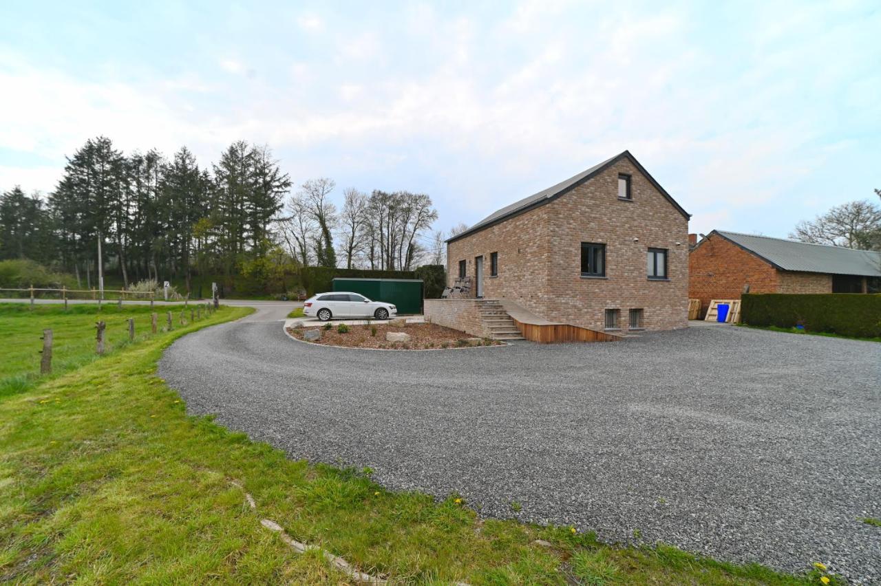 La Petite Maison Dans La Prairie Hotton Exterior photo
